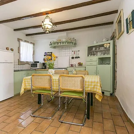 Haus Maria לאבין